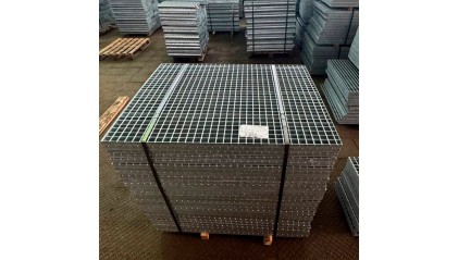 решетчатый прессованный настил P Zn 33x33 / 25x2 Ст3пс купить в Липецке